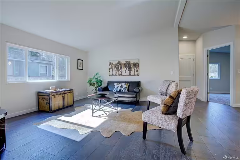 22507 137th St NE Living Room After 4